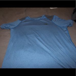 North face tee lot. Heathers blue and black/grey.